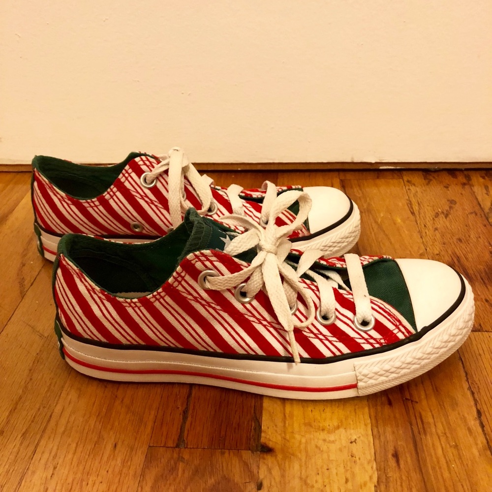 Candy cane striped low rise all-star converse